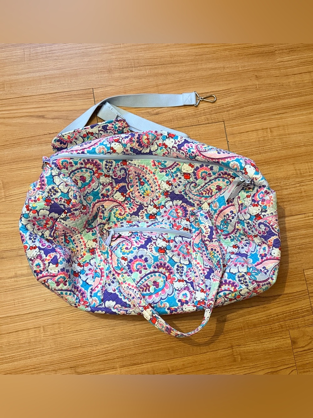 Vera Bradley Hello Kitty Weekender bag